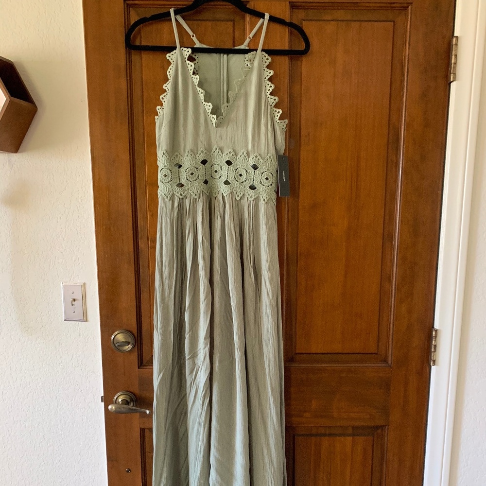 THIS IS LOVE SAGE GREEN LACE MAXI DRESS LULUS